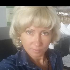 Оксана Карпова, специалист по недвижимости