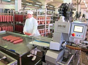 Мясное производство по изготовлению сосисок и колбас